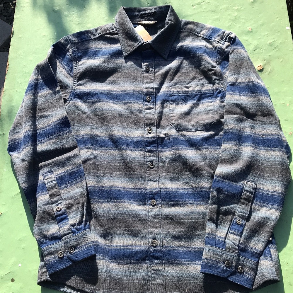 New Eddie Bauer Button Up Shirt Men's S Blue Pattern Classic Fit Heavy Cotton